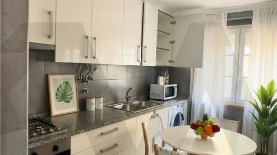 Apartamento T2 para Arrendamento em Avenidas Novas