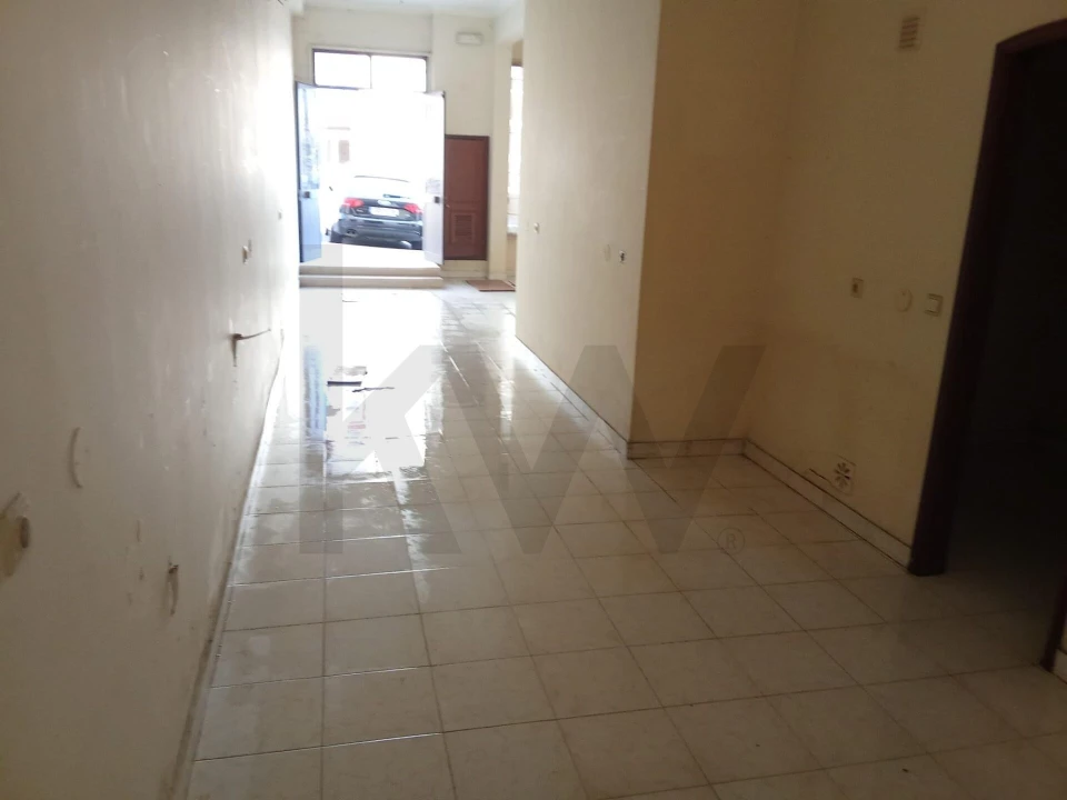 Loja para Venda em Cacém e São Marcos Foto 9