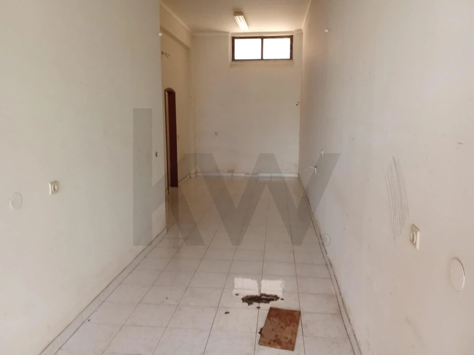Loja para Venda em Cacém e São Marcos Foto 4