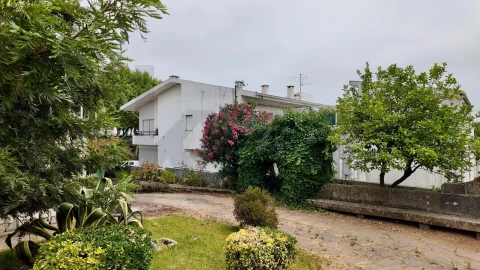 Quinta T5 para Venda em Cristelos, Boim e Ordem