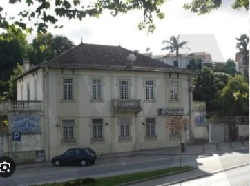 Quinta T5 para Venda em Cernadelo e Lousada (São Miguel e Santa Margarida)