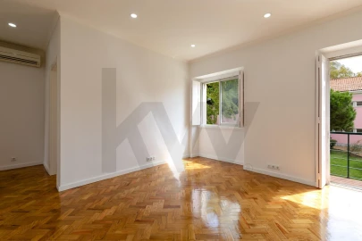 Apartamento T3 para Arrendamento em Alvalade