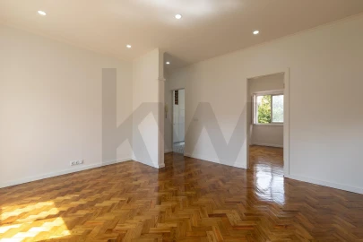 Apartamento T3 para Arrendamento em Alvalade