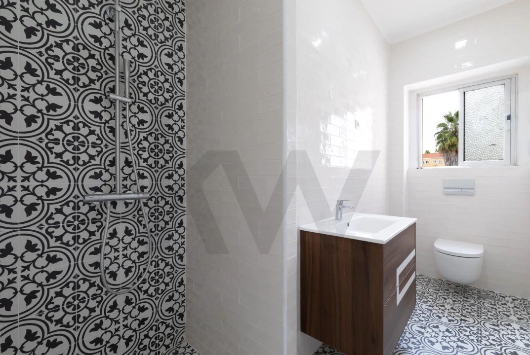 Apartamento T3 para Arrendamento em Alvalade Foto 19