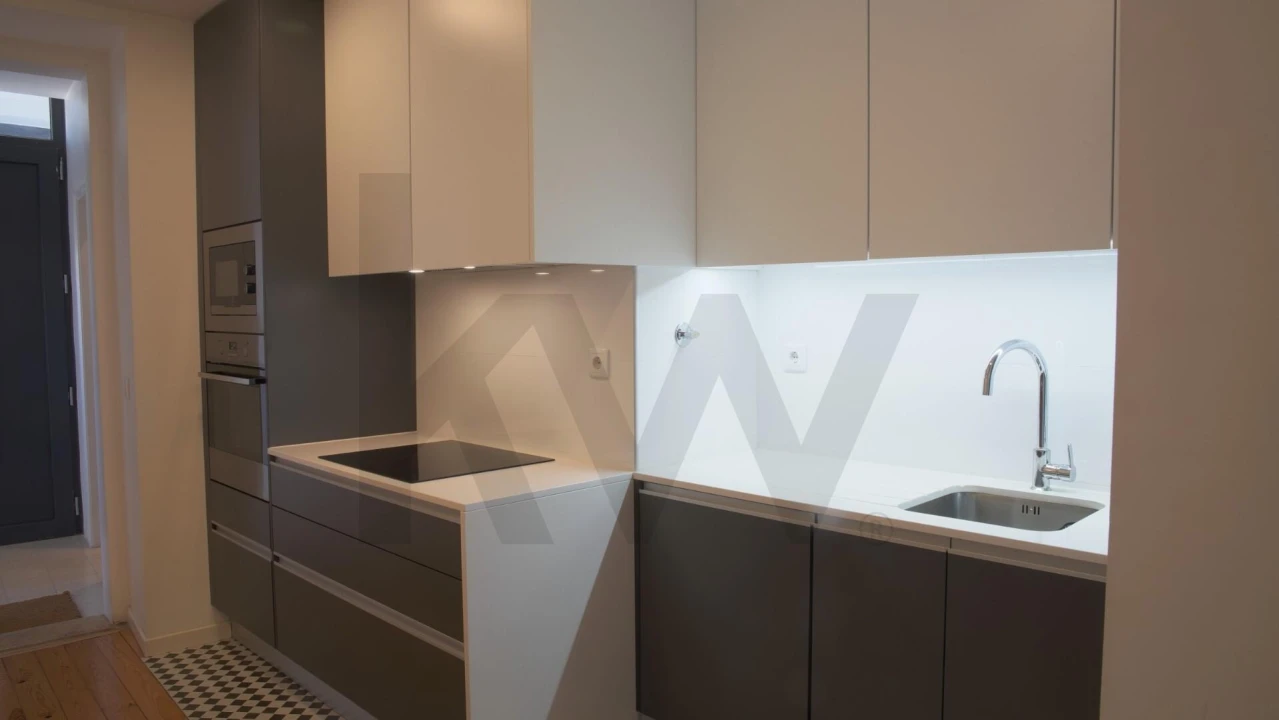 Apartamento T4 para Arrendamento em Arroios Foto 8