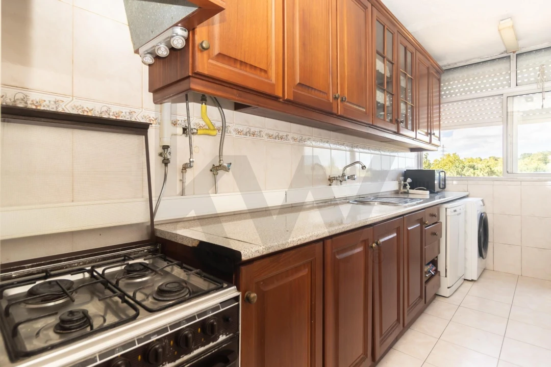 Apartamento T3 para Venda em Baixa da Banheira e Vale da Amoreira Foto 2