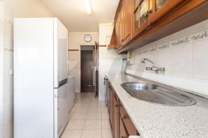 Apartamento T3 para Venda em Baixa da Banheira e Vale da Amoreira