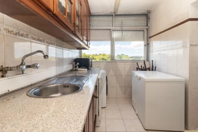 Apartamento T3 para Venda em Baixa da Banheira e Vale da Amoreira