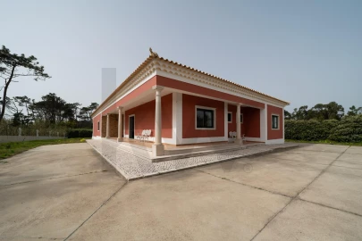 Moradia T4 para Venda em Santa Maria e São Miguel, São Martinho, São Pedro Penaferrim
