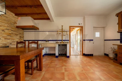 Moradia T4 para Venda em Santa Maria e São Miguel, São Martinho, São Pedro Penaferrim