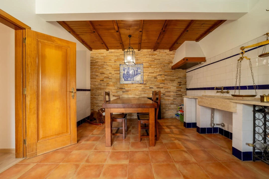 Moradia T4 para Venda em Santa Maria e São Miguel, São Martinho, São Pedro Penaferrim Foto 23