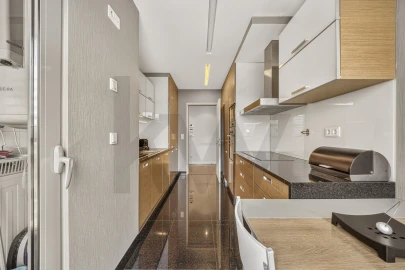 Apartamento T1 para Arrendamento em Alvalade
