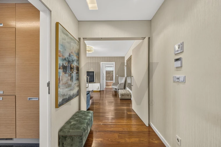 Apartamento T1 para Arrendamento em Alvalade Foto 5