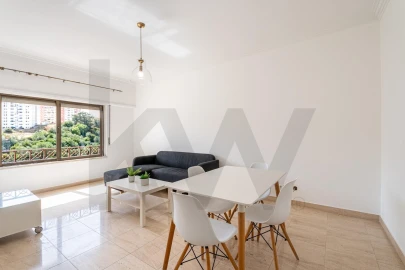 Apartamento T2 para Venda em Queluz e Belas