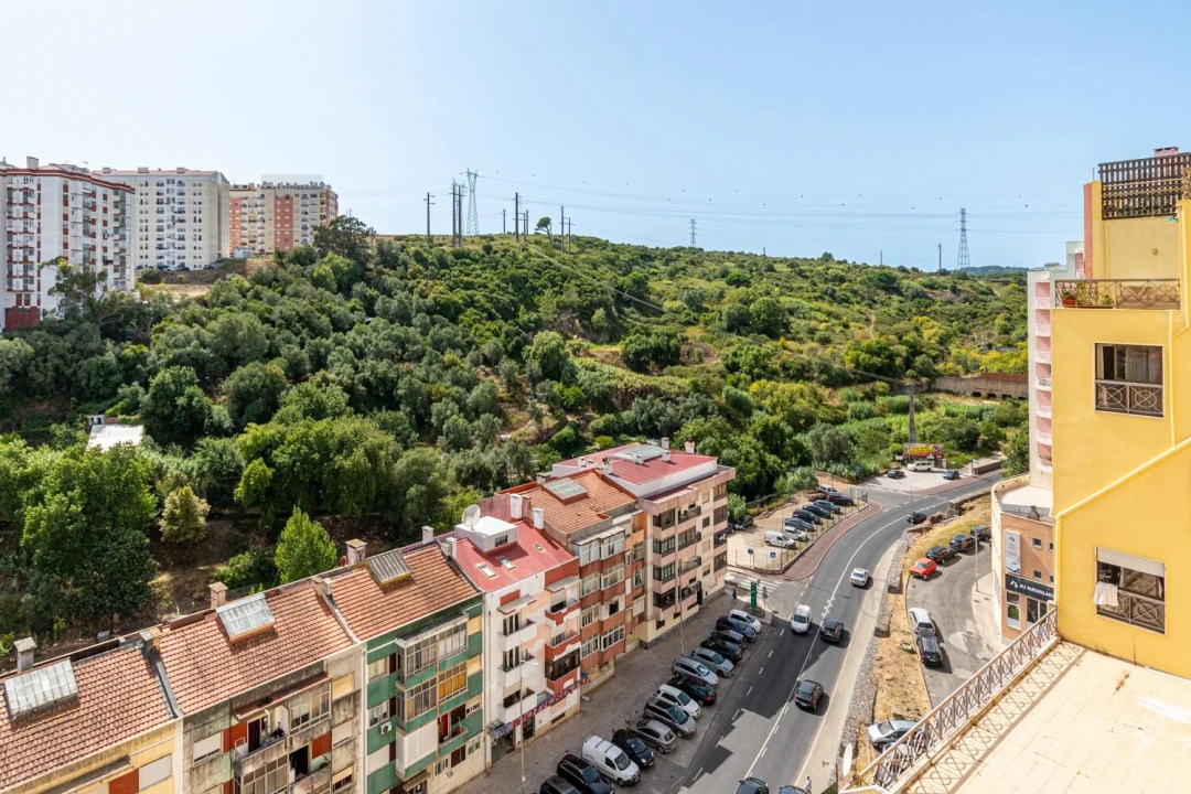 Apartamento T2 para Venda em Queluz e Belas Foto 18