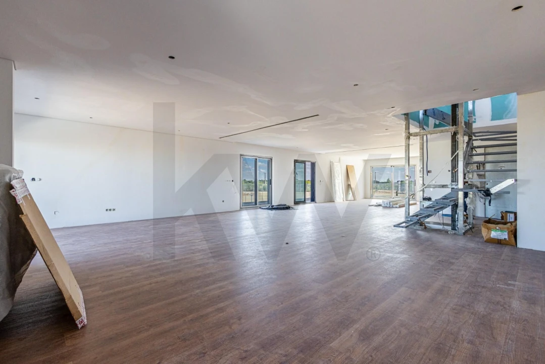 Apartamento T5 para Venda em Montijo e Afonsoeiro Foto 48