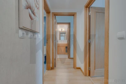 Apartamento T3 para Venda em Sacavém e Prior Velho