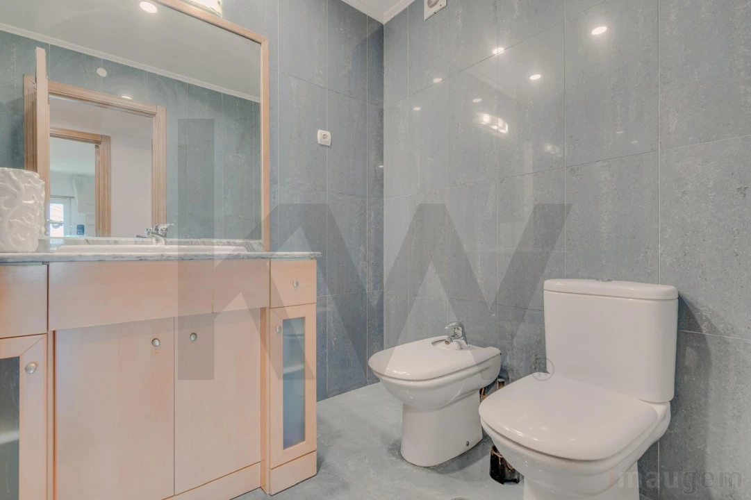Apartamento T3 para Venda em Sacavém e Prior Velho Foto 15