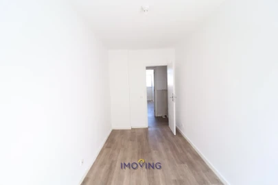 Apartamento T3 para Venda em Baixa da Banheira e Vale da Amoreira