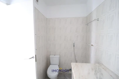 Apartamento T3 para Venda em Baixa da Banheira e Vale da Amoreira