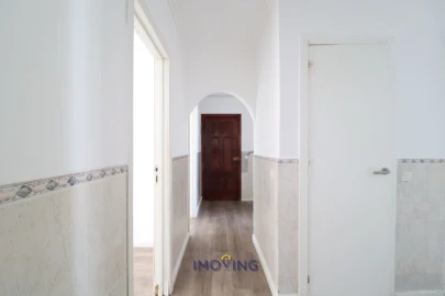 Apartamento T3 para Venda em Baixa da Banheira e Vale da Amoreira