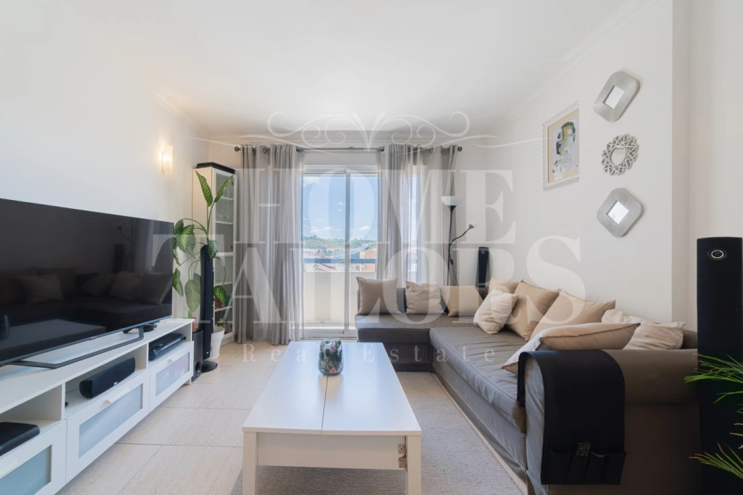 Apartamento T3 para Venda em Carregado e Cadafais Foto 1