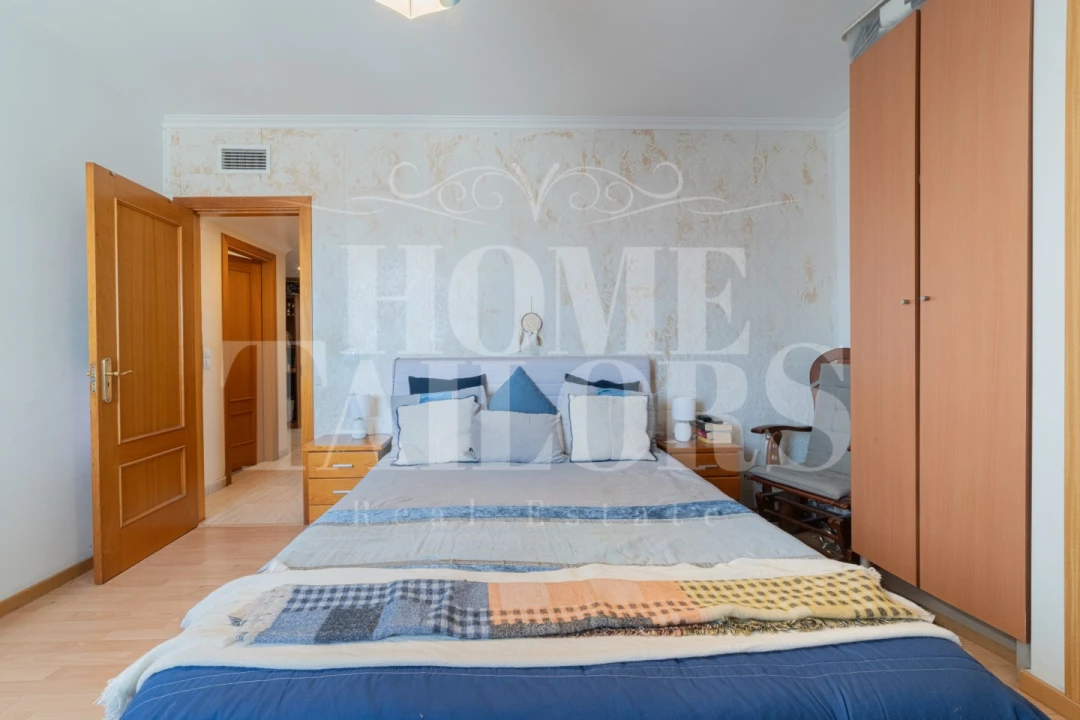 Apartamento T3 para Venda em Carregado e Cadafais Foto 25