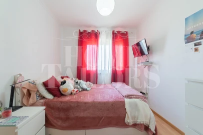 Apartamento T3 para Venda em Carregado e Cadafais