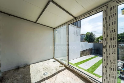 Moradia T3 para Arrendamento em Paranhos