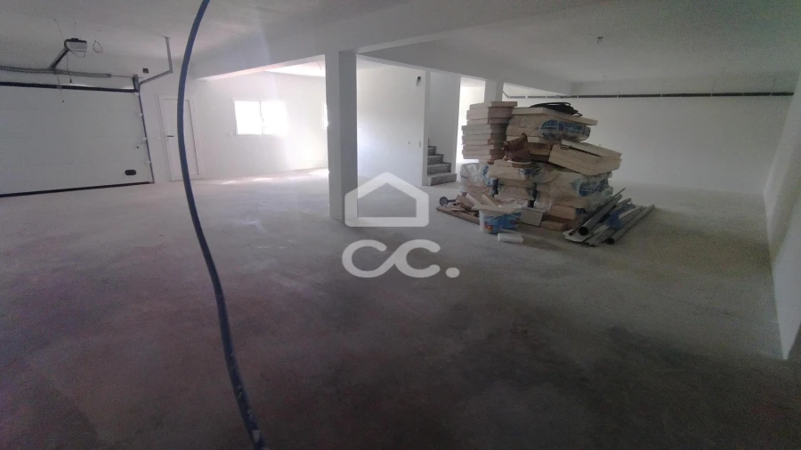 Moradia T3 para Venda em Colmeias e Memória Foto 13