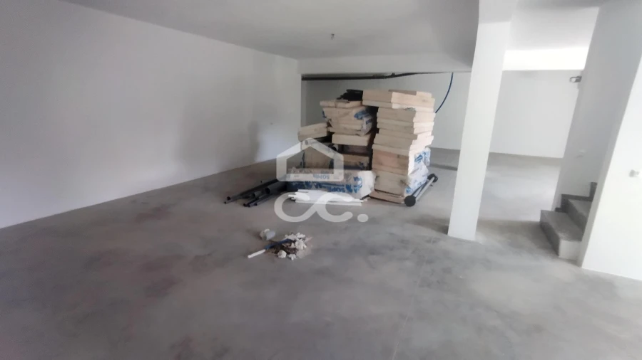 Moradia T3 para Venda em Colmeias e Memória Foto 12