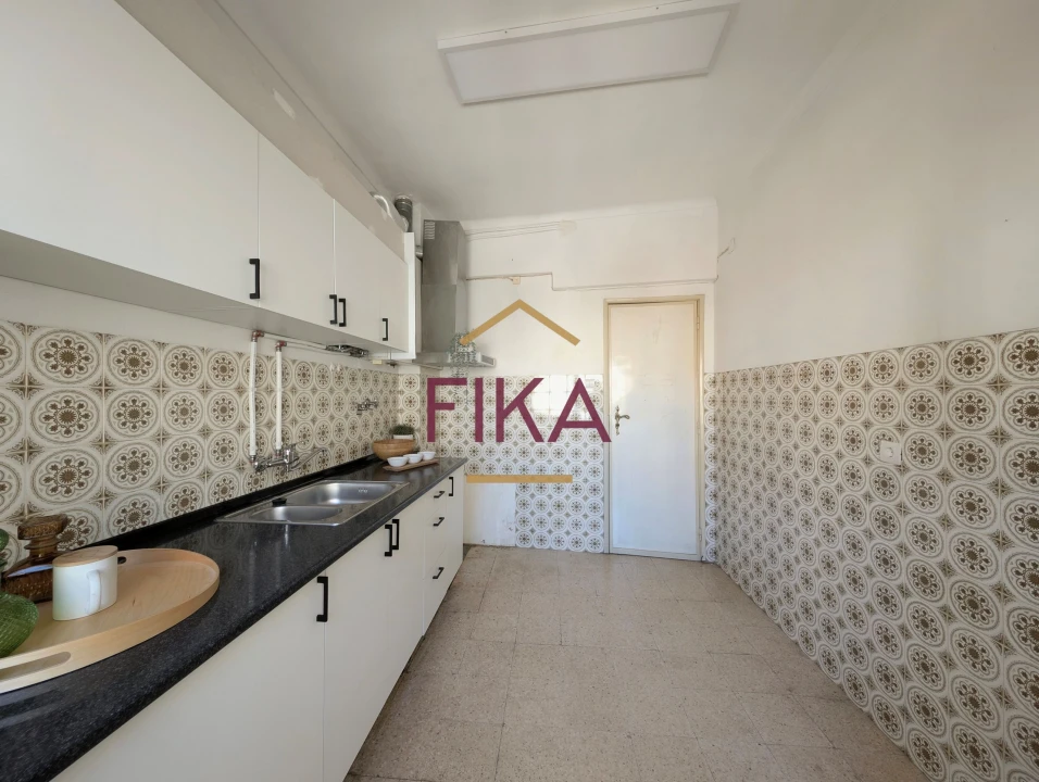 Apartamento T2 para Venda em Seixal, Arrentela e Aldeia de Paio Pires Foto 16