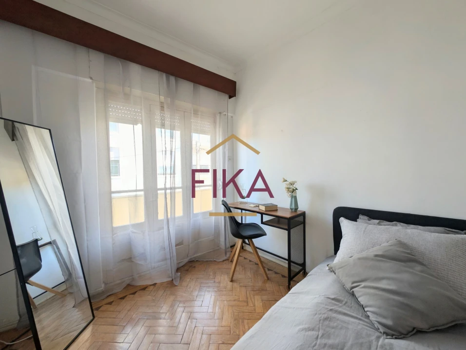 Apartamento T2 para Venda em Seixal, Arrentela e Aldeia de Paio Pires Foto 27