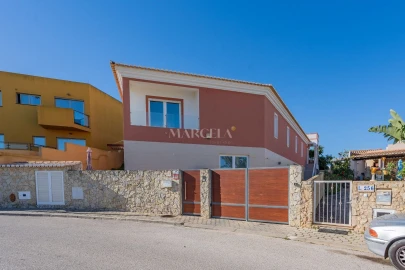 Moradia T4 para Venda em Lagos (São Sebastião e Santa Maria)