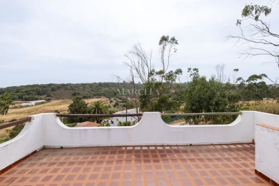 Moradia T4 para Venda em Barão de São Miguel