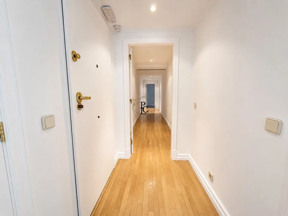 Apartamento T4 para Venda em Cascais e Estoril Foto 27