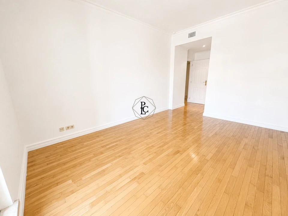 Apartamento T4 para Venda em Cascais e Estoril Foto 16
