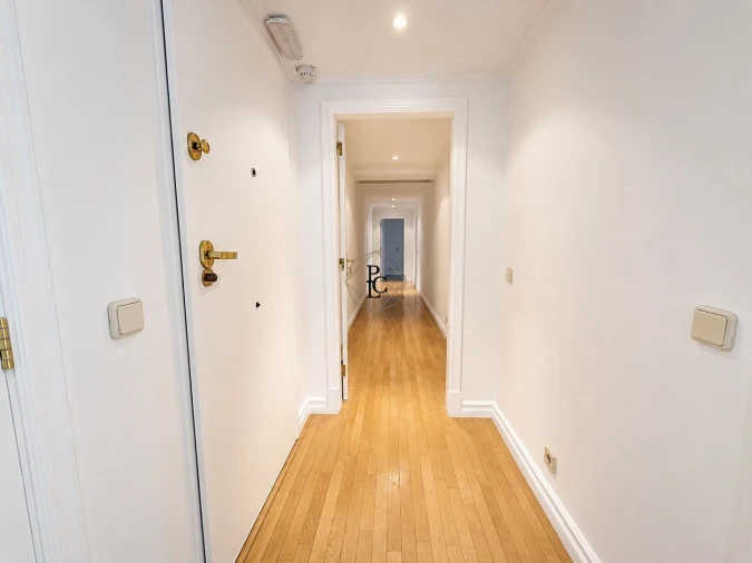 Apartamento T4 para Venda em Cascais e Estoril Foto 27