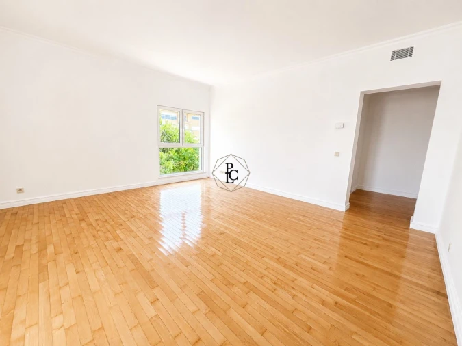 Apartamento T4 para Venda em Cascais e Estoril Foto 31