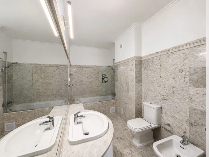 Apartamento T4 para Venda em Cascais e Estoril Foto 24