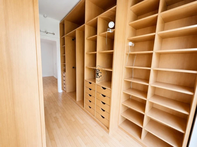 Apartamento T4 para Venda em Cascais e Estoril Foto 37