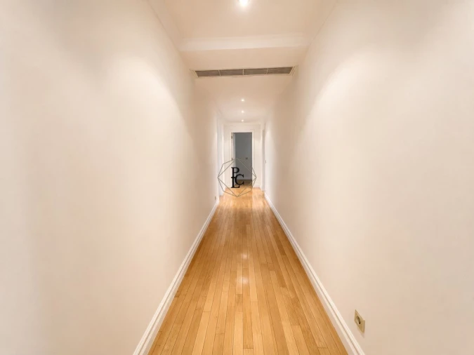 Apartamento T4 para Venda em Cascais e Estoril Foto 29