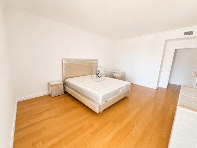 Apartamento T4 para Venda em Cascais e Estoril Foto 24
