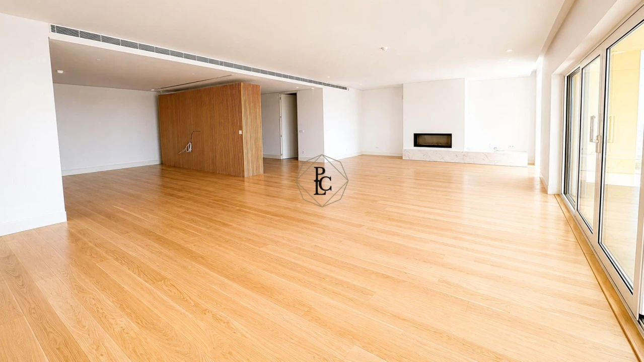 Apartamento T4 para Venda em Cascais e Estoril Foto 39
