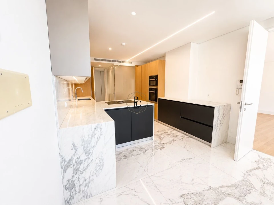 Apartamento T4 para Venda em Cascais e Estoril Foto 17