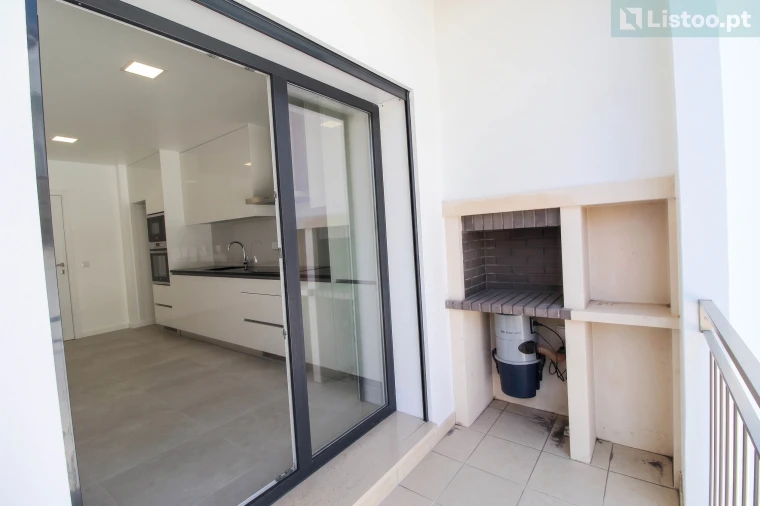 Apartamento T3 para Venda em Tavarede Foto 5