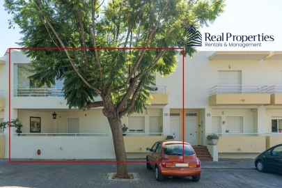 Moradia T3 para Venda em Quarteira