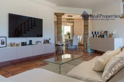 Moradia T3 para Venda em Quarteira