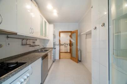Apartamento T2 para Venda em Castêlo da Maia