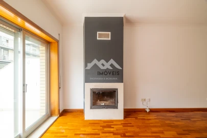 Apartamento T2 para Venda em Castêlo da Maia